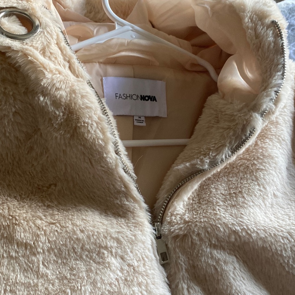 Hold me closer Faux Fur jacket-Taupe